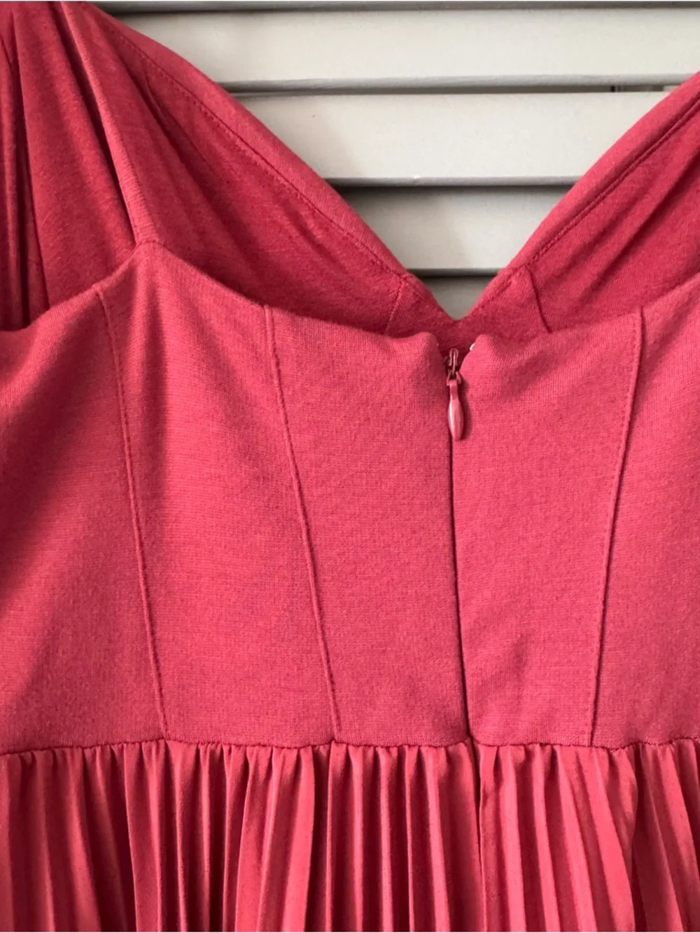 Anthropologie | Rust Red Sweetheart Bodice Pleated Midi Dress ~ Small
